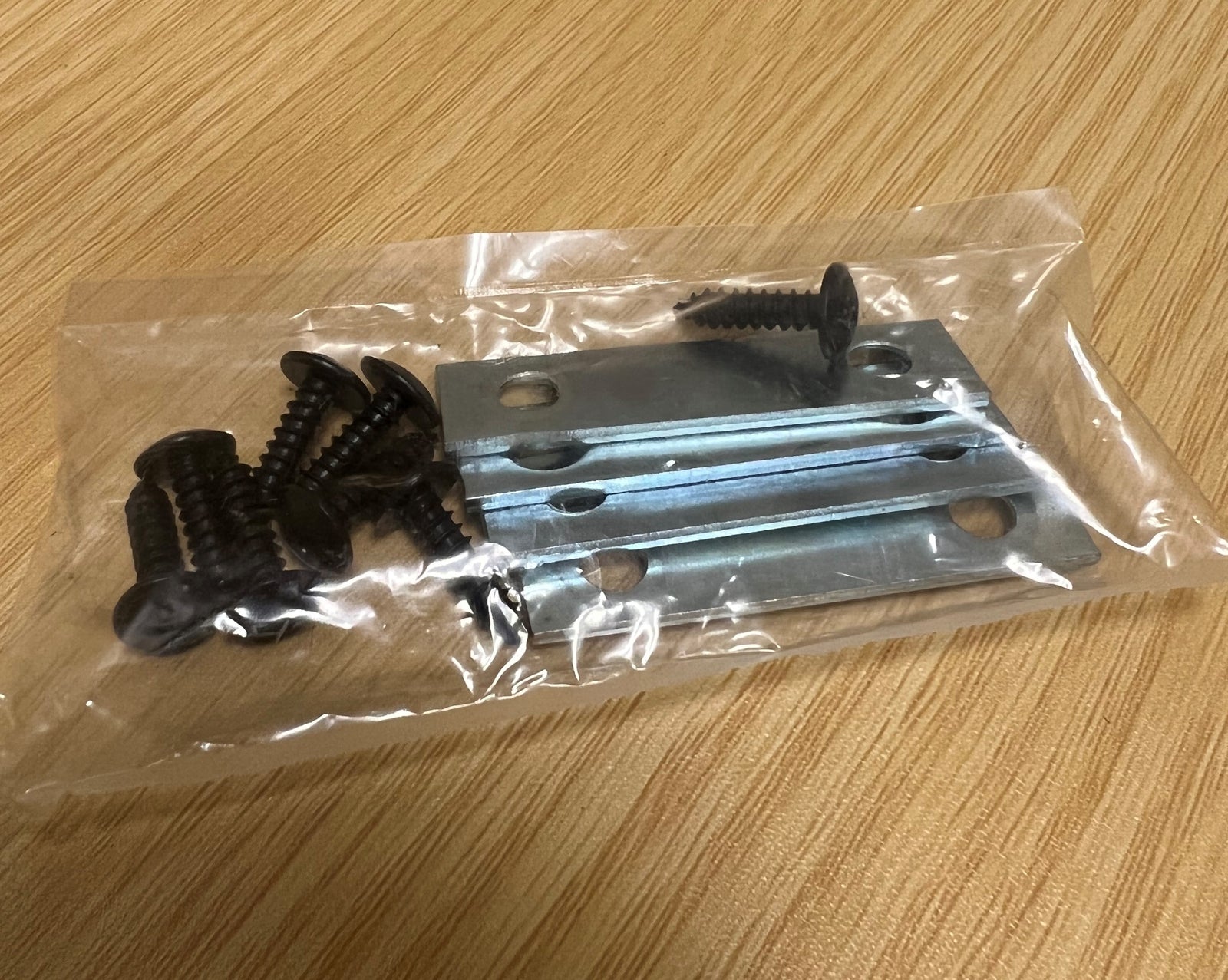 Metal Plate Corner Braces for Deco Premiere Frames